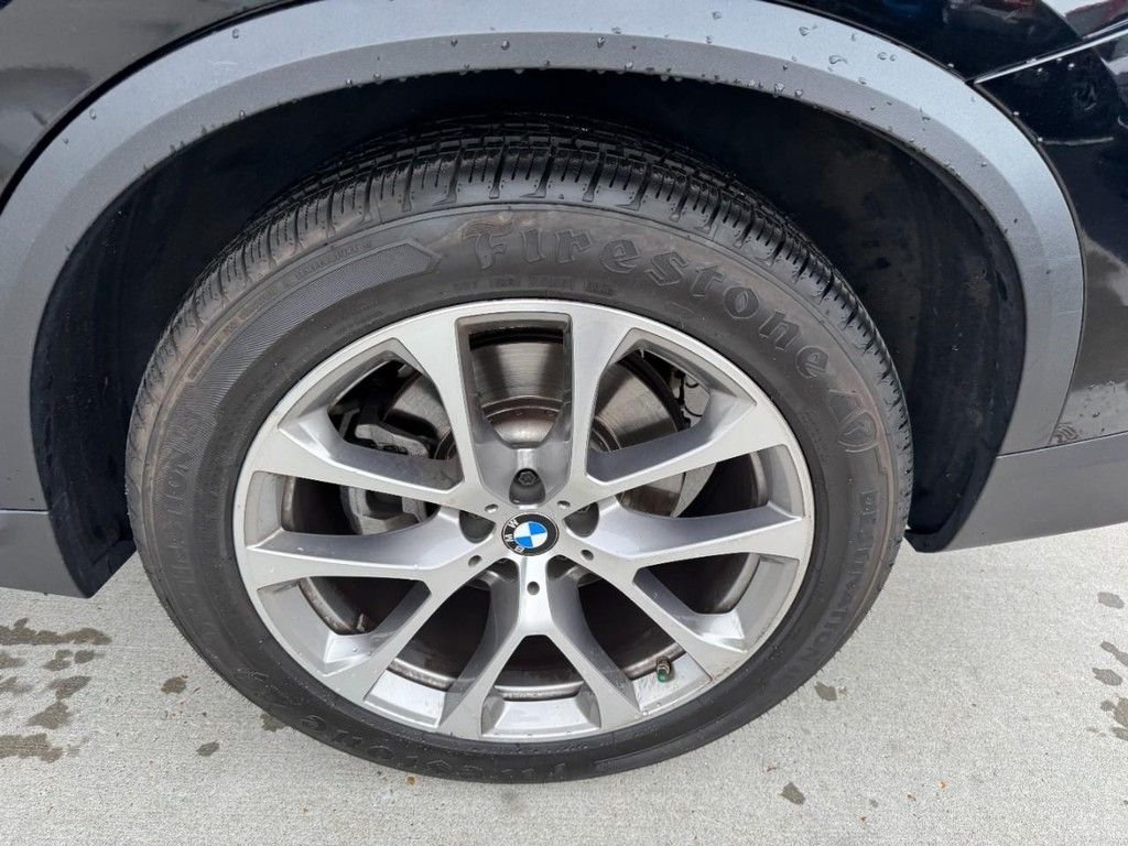 Used 2023 Black BMW xDrive40i image 7
