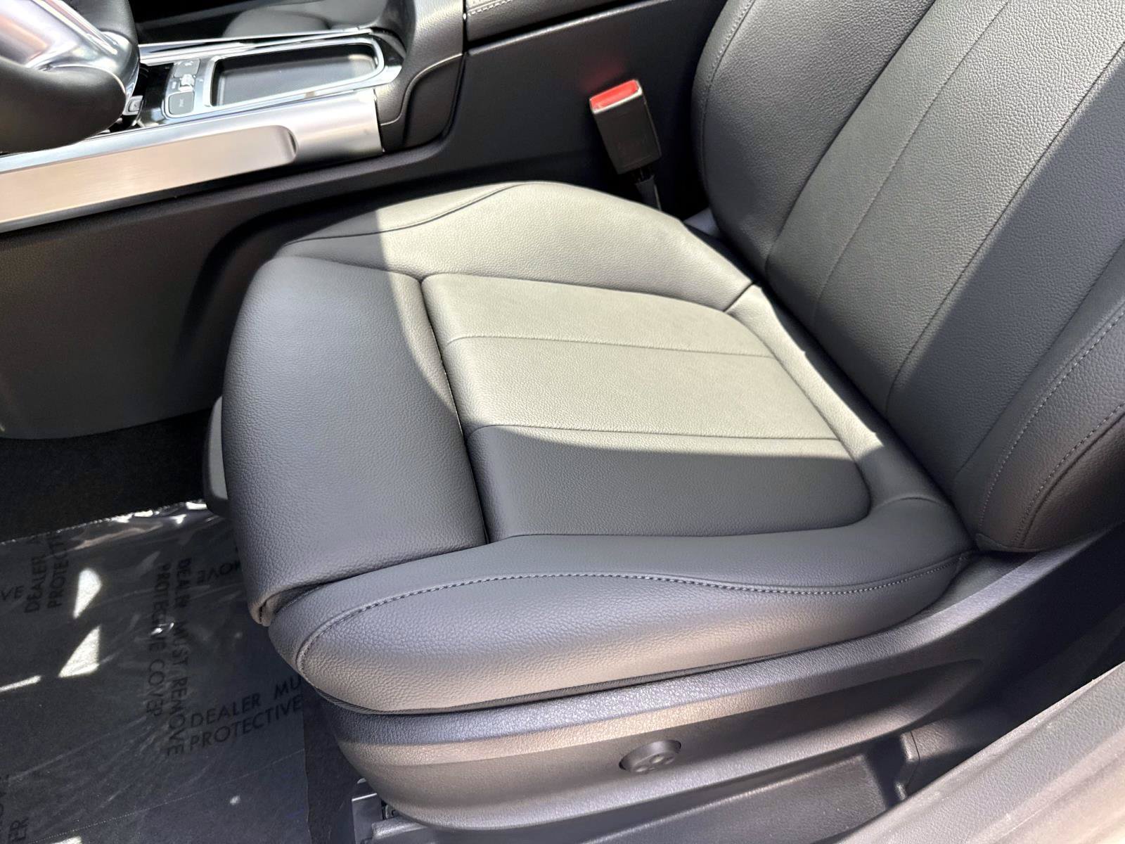 New 2026 Polar White Mercedes-Benz 250 SUV image 21