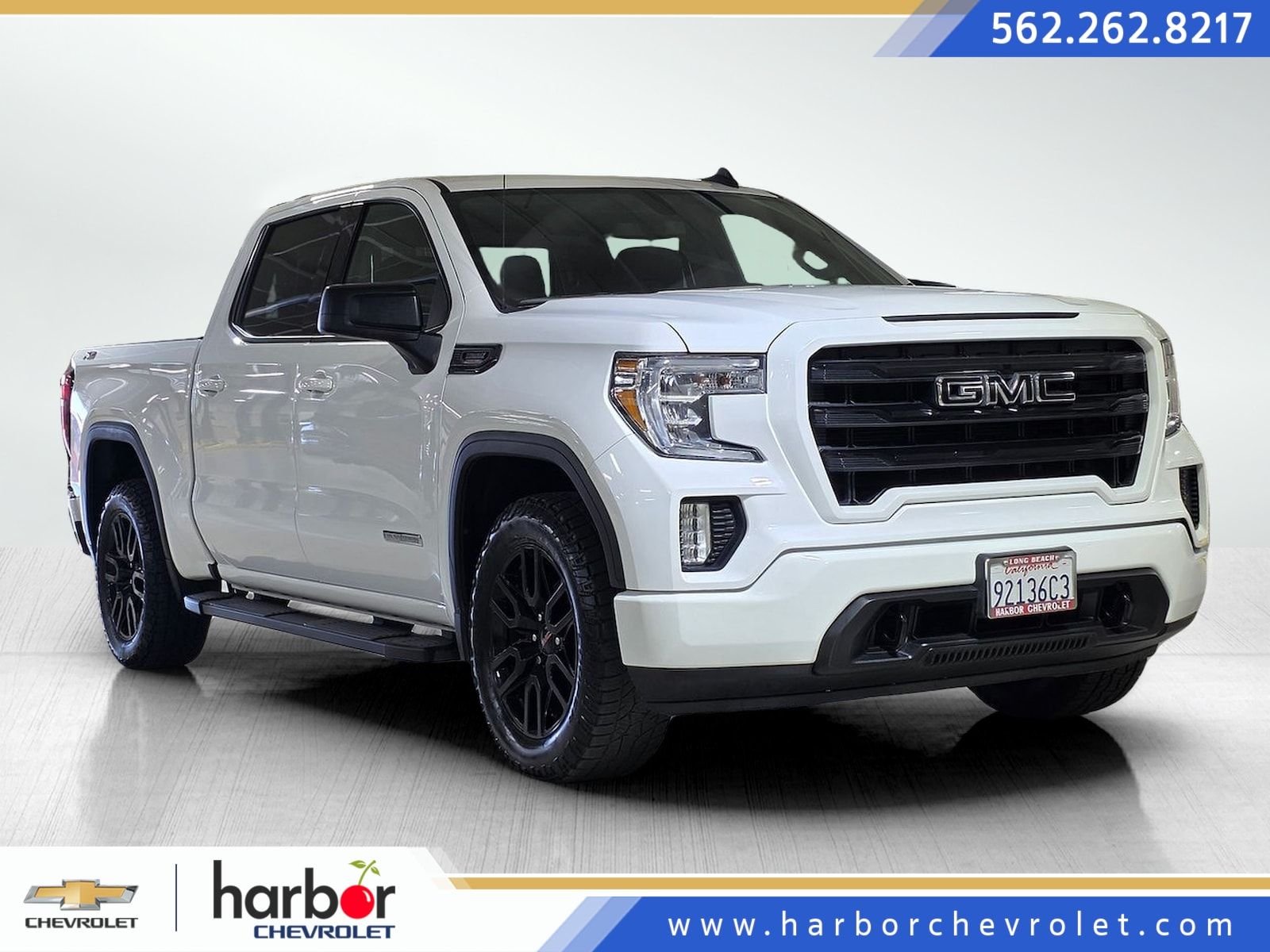 Used 2021 Summit White GMC Elevation image 1