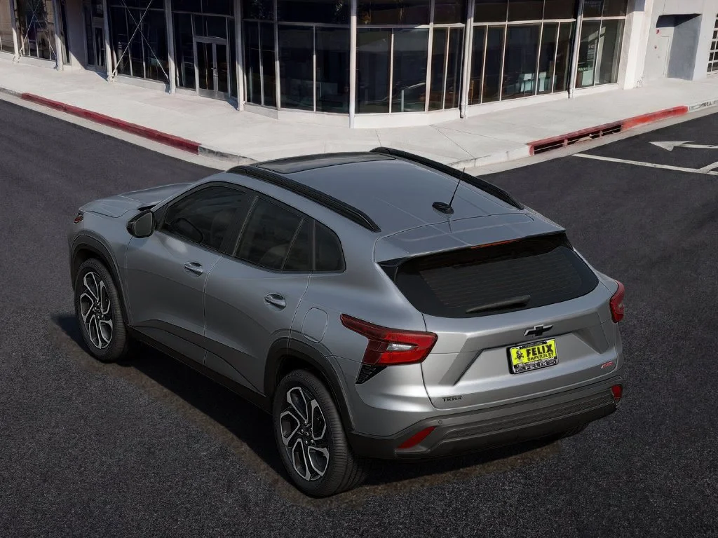 New 2026 Sterling Gray Metallic Chevrolet 2RS image 2
