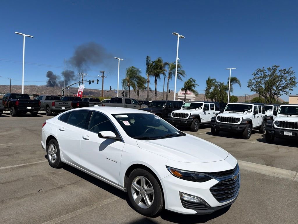 Used 2024 White Chevrolet LT image 1