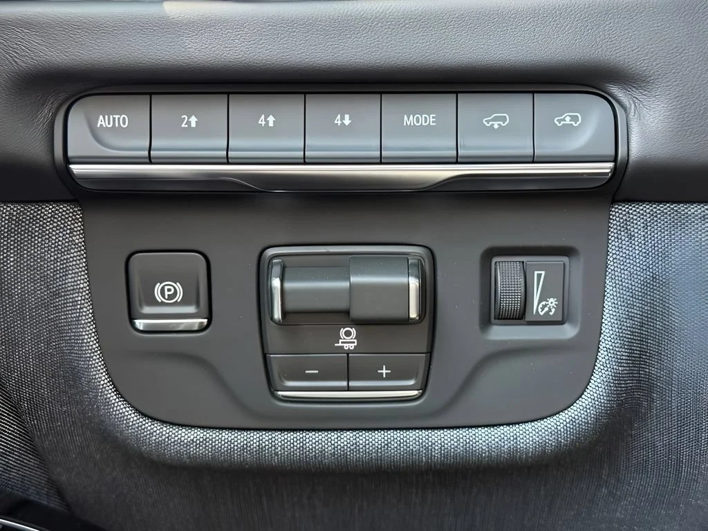 Used 2026 Black Raven Cadillac Platinum Sport image 21