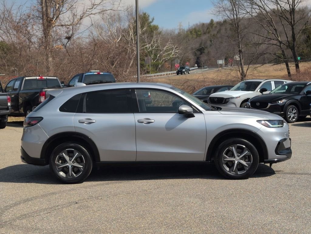 Used 2024 Silver Honda EX-L image 3