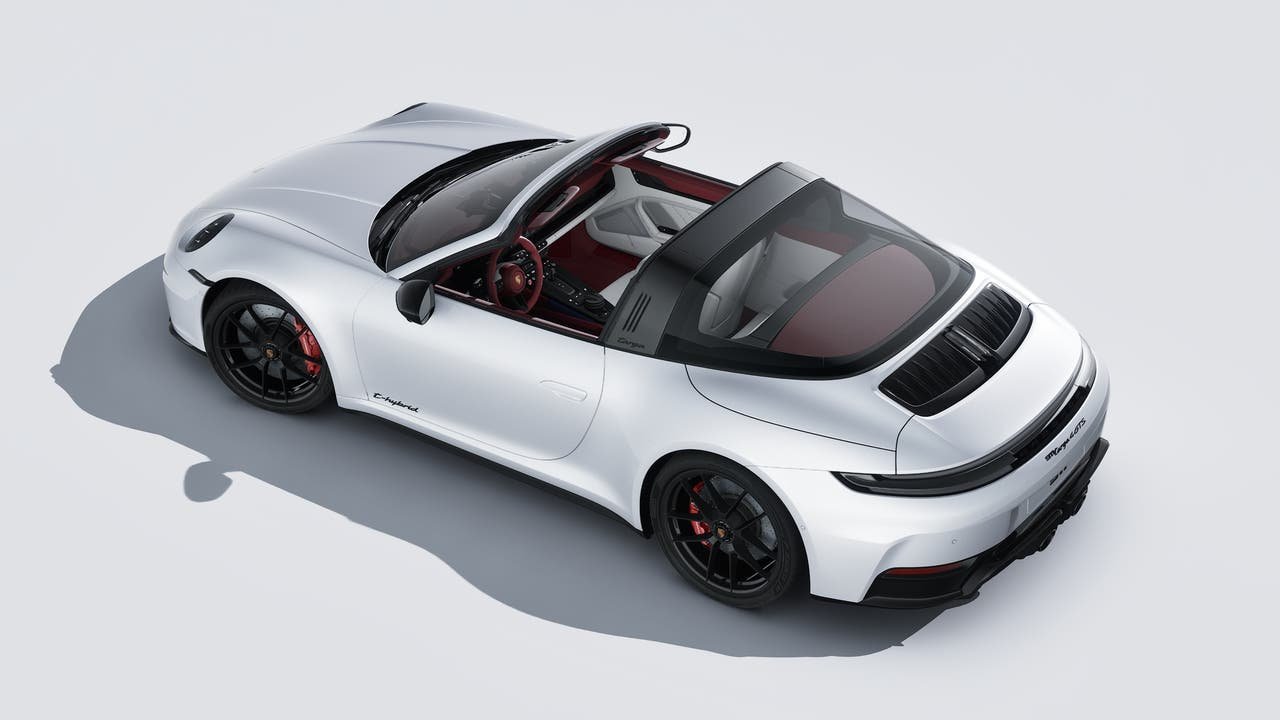 New 2026 Ice Grey Metallic Porsche Targa 4 GTS image 4