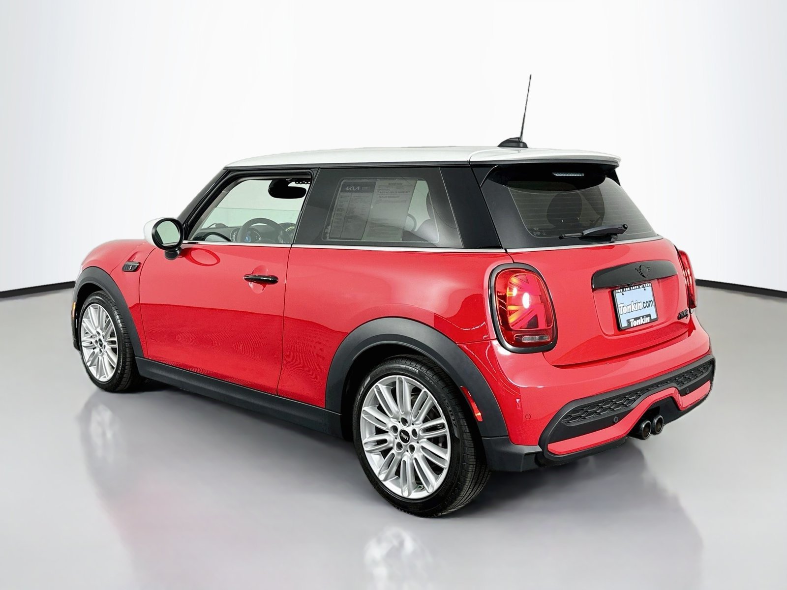 Used 2023 Chili Red MINI  image 5