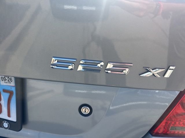 Used 2007  BMW 525xi image 7