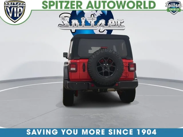 2024 Jeep Wrangler 4-Door Willys - Photo 10