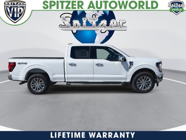 New 2024 Oxford White Ford XLT image 17