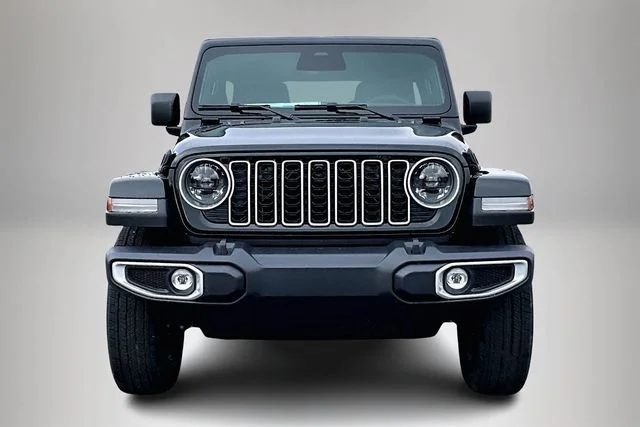 2026 Jeep Wrangler 4-Door Sahara - Photo 2