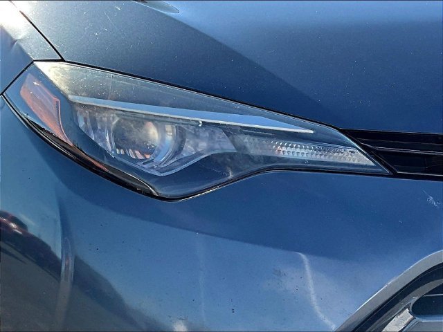 Used 2017 Gray Toyota LE image 33