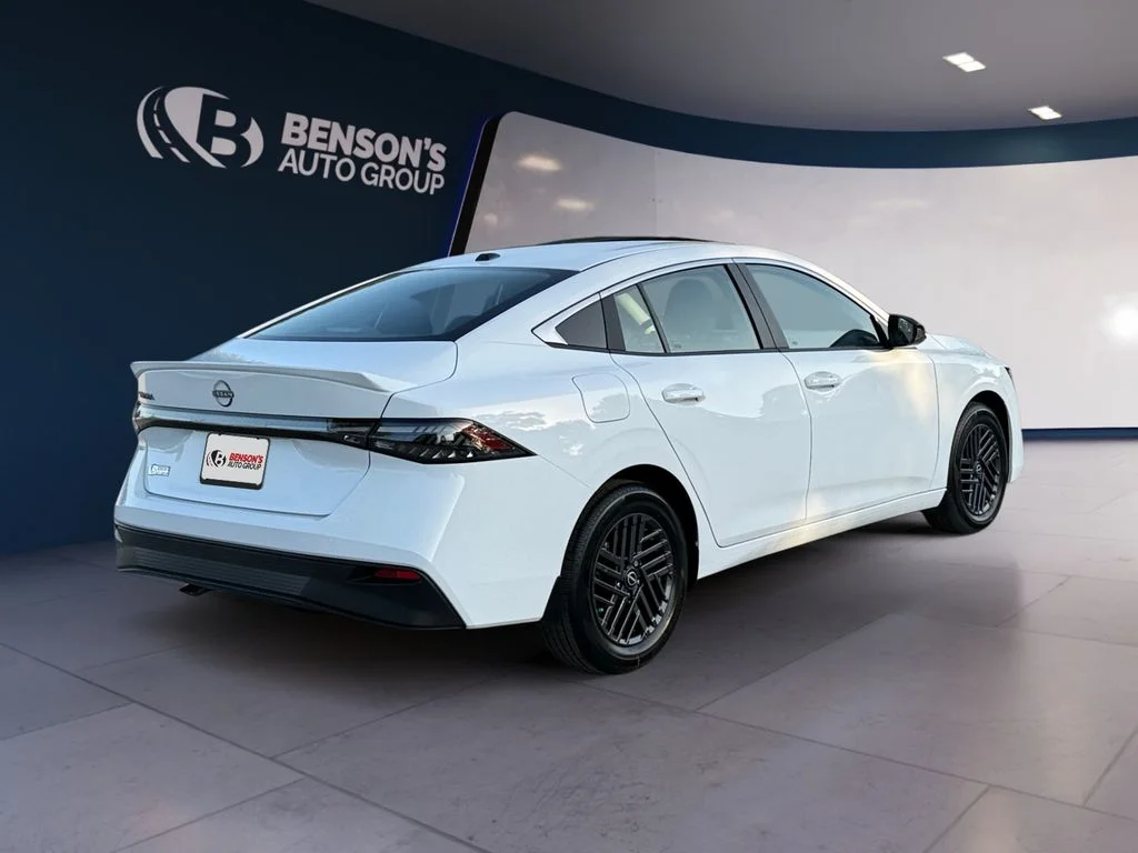 New 2027 White Nissan SV image 5