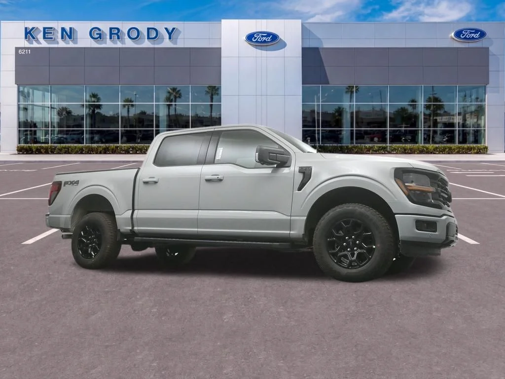 New 2026 Avalanche Ford XLT image 1