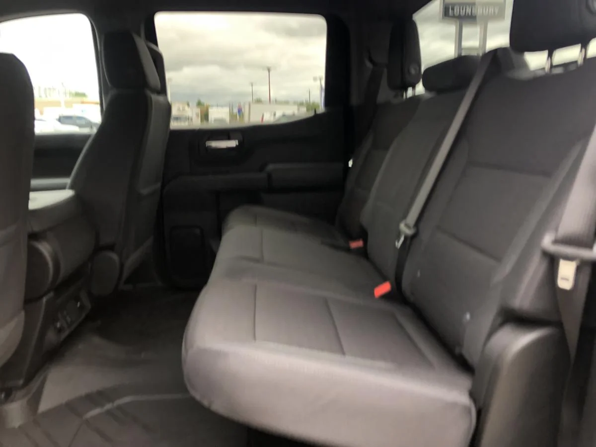 New 2026 White Chevrolet 4wd Crew Cab 147 image 9