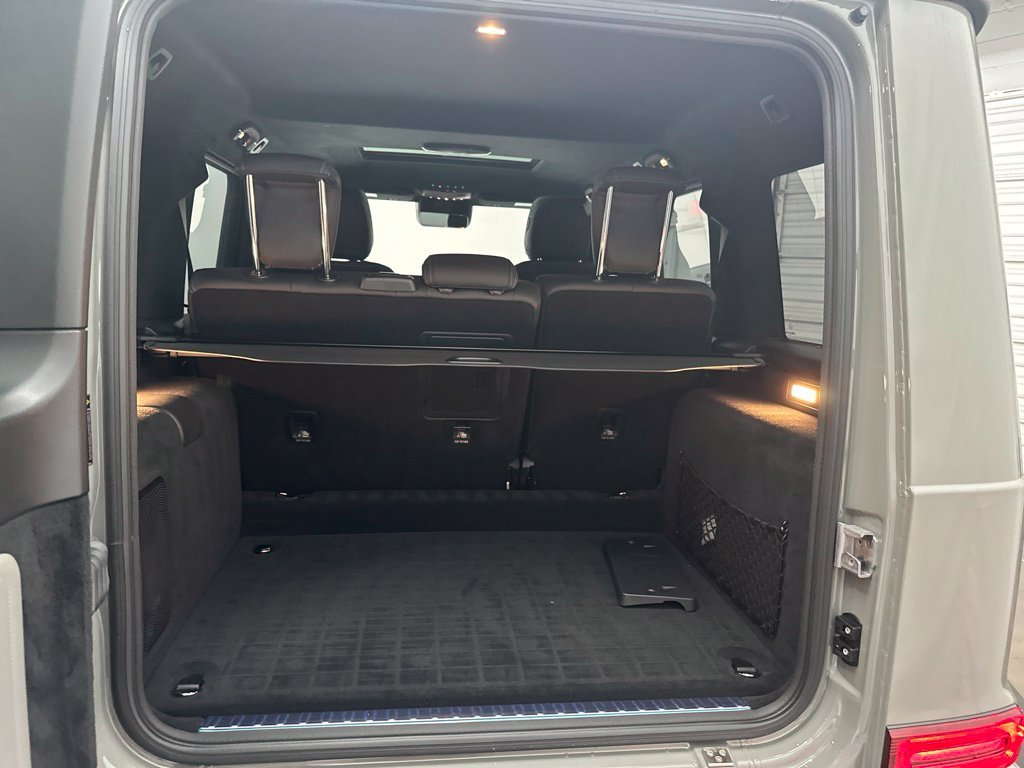 Certified Used 2025 Gray Mercedes-Benz G 580 image 29