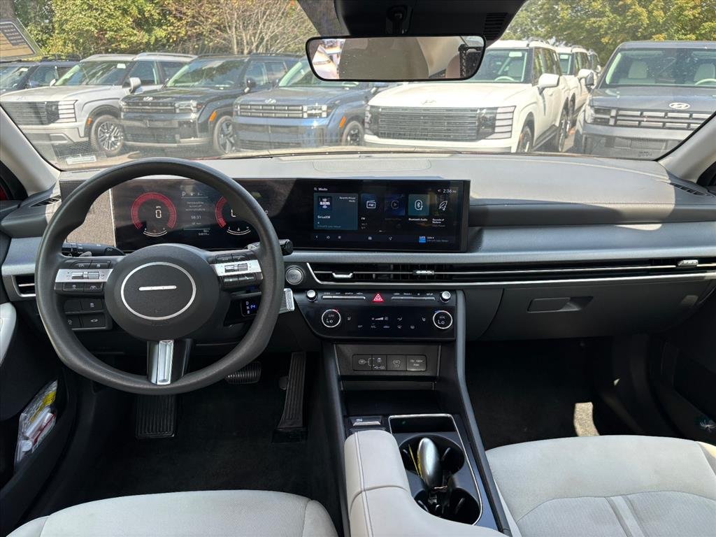 2025 Hyundai Sonata SEL - Photo 6