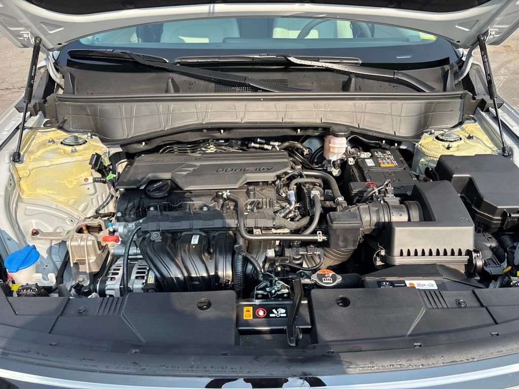 Used 2024 Gray Hyundai SEL image 12