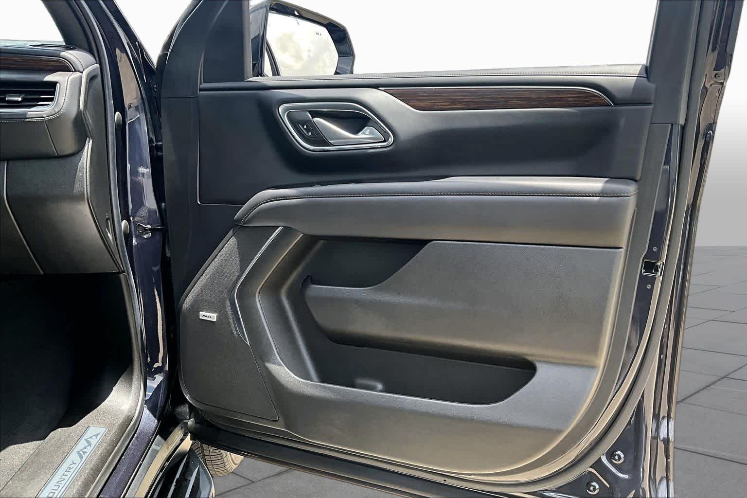 Used 2022 Dark Ash Metallic Chevrolet High Country image 45