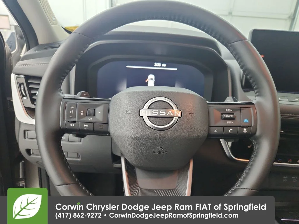Used 2026 Gold Nissan Platinum image 22