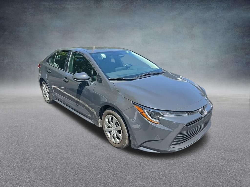 Used 2025 Underground Toyota LE image 2