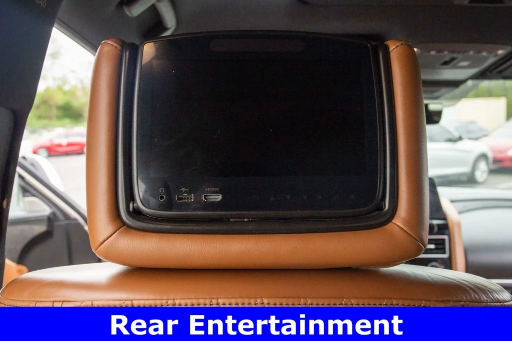Used 2022 Champagne INFINITI 4WD Sensory image 11