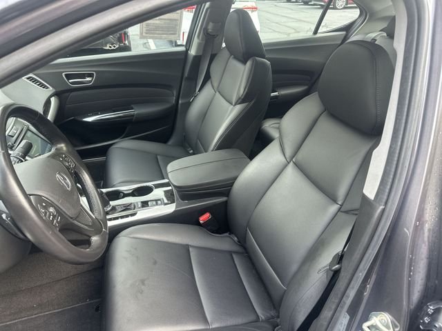 Used 2020 Gray Acura 2.4L image 15