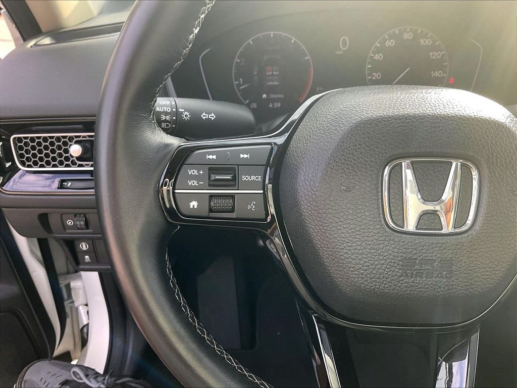Used 2023 White Honda EX image 23