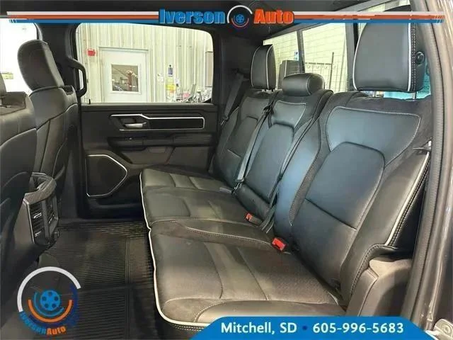 New 2026 Granite Crystal Metallic Clear-Coat Exterior Paint RAM LARAMIE image 24
