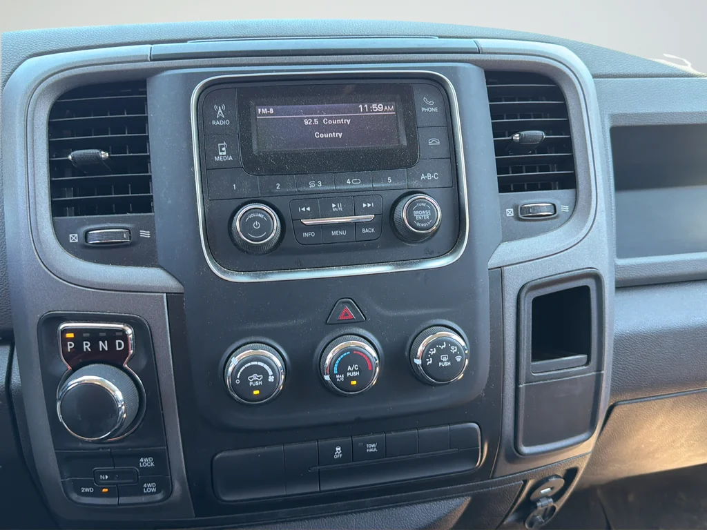 Used 2018 Gray Ram Express image 12