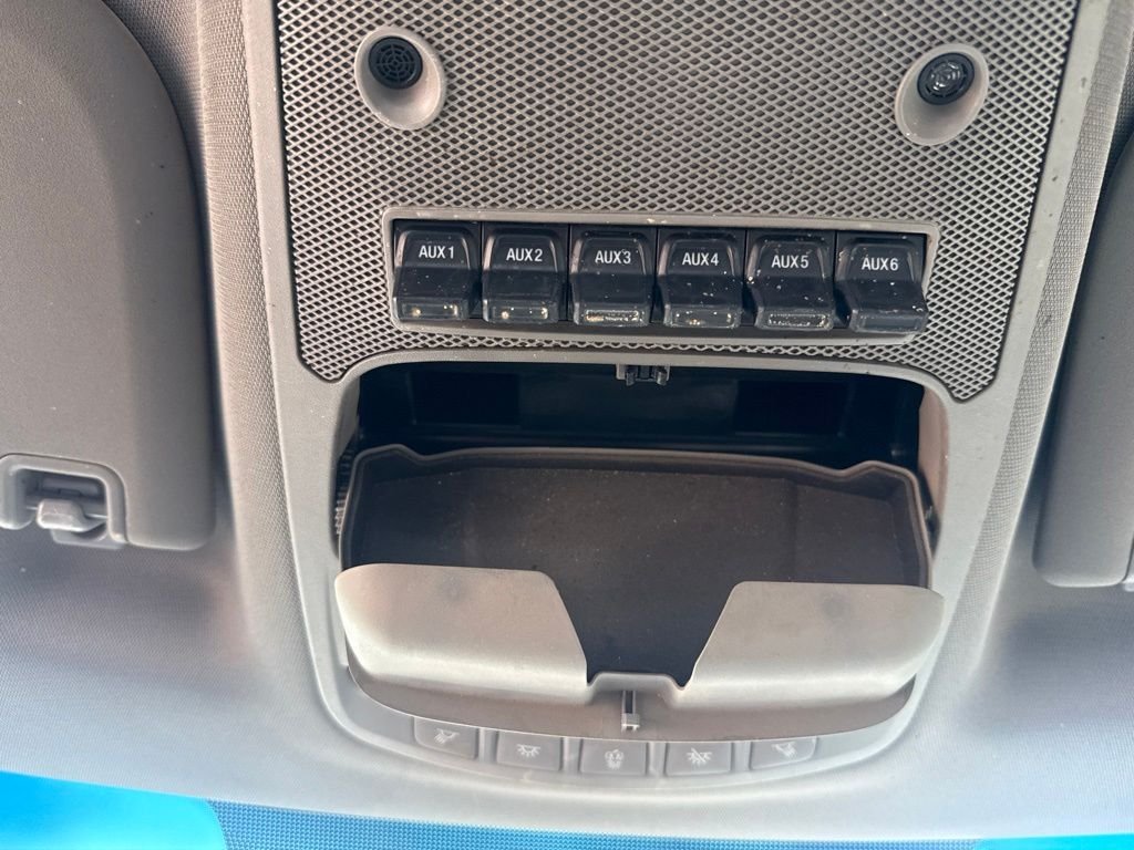 Used 2019 Oxford White Ford XL image 31