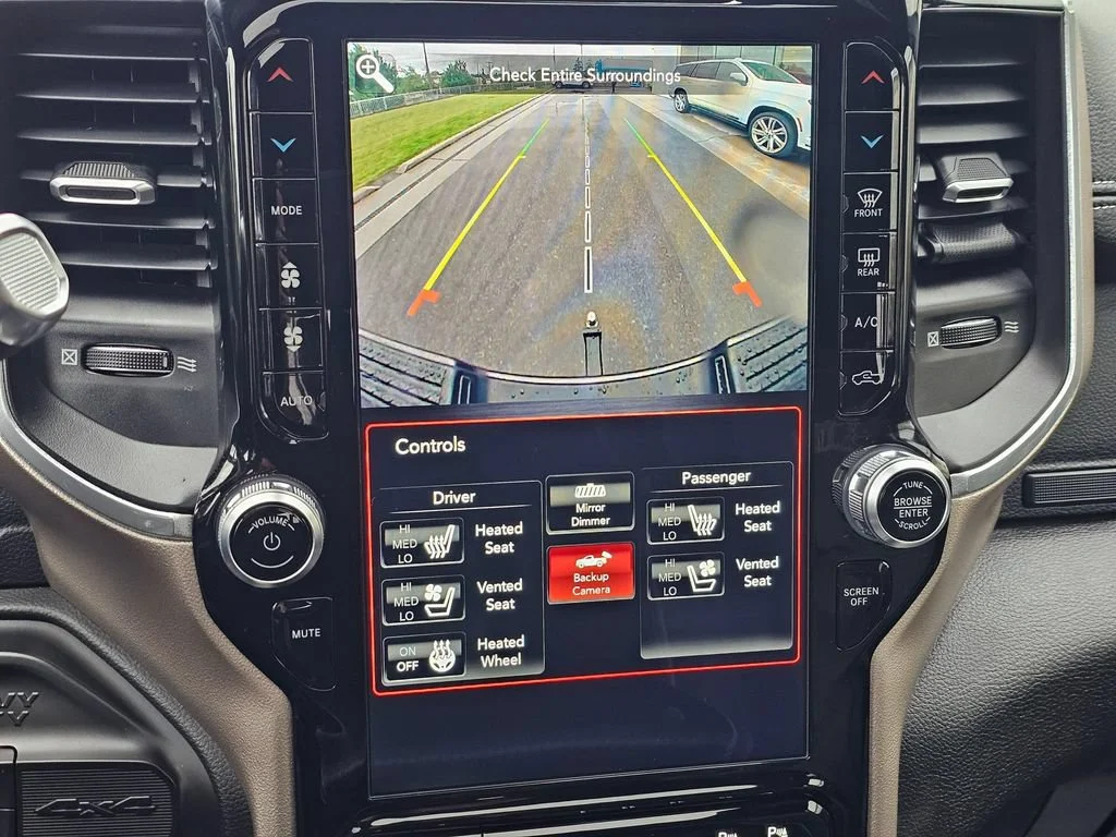 Used 2019  Ram Laramie image 31