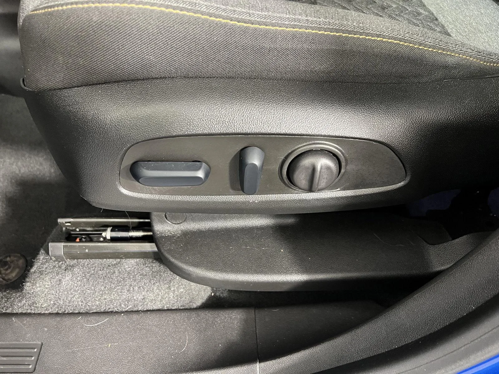 Used 2024 Riptide Blue Metallic Chevrolet LT image 23