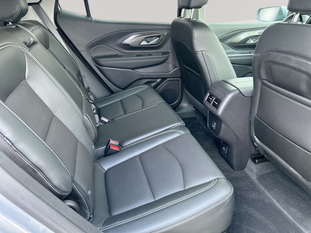 Used 2024 Gray GMC SLT image 28