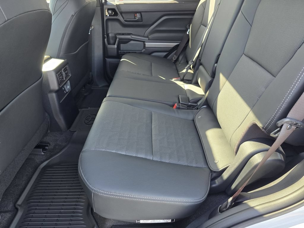 New 2026 Ice Cap Toyota TRD Off-Road Premium image 32
