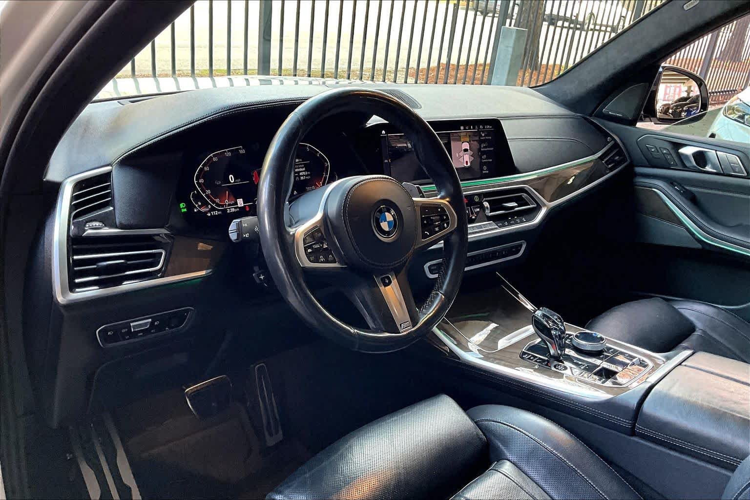Used 2019 Mineral White Metallic BMW xDrive50i image 17