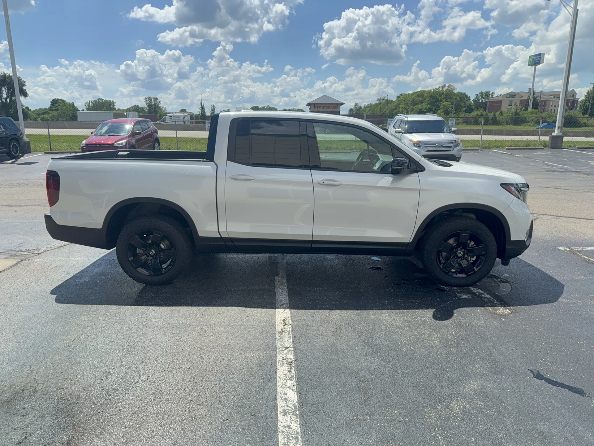 New 2026 Platinum White Pearl Honda Black Edition image 4