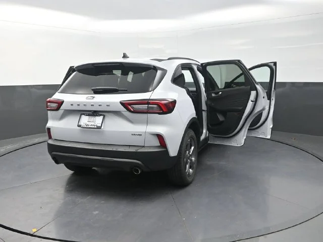 Used 2025 Silver Ford ST-Line Select image 36