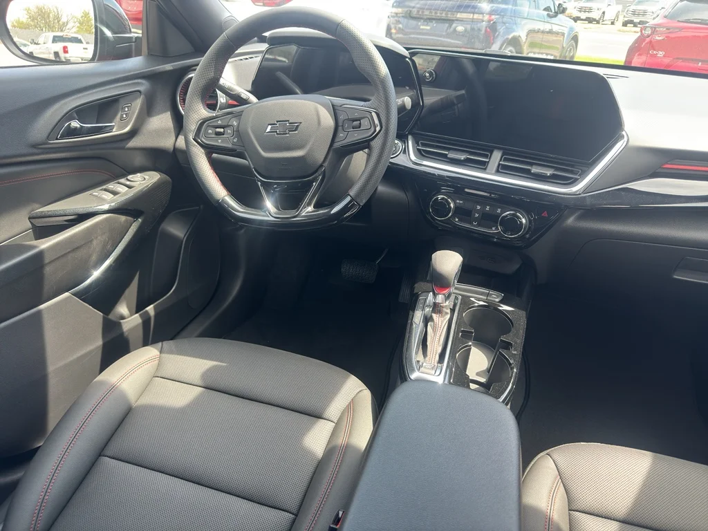 2026 Chevrolet Trax RS - Photo 18