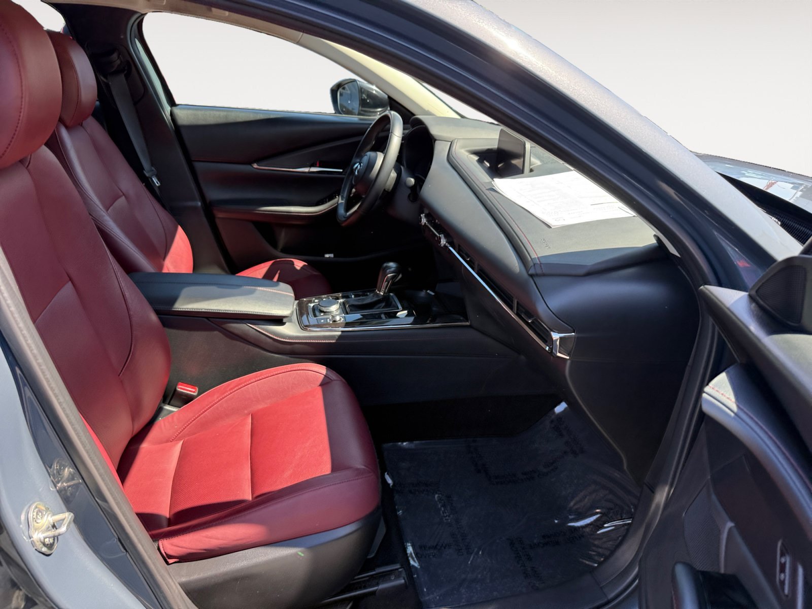 Certified Used 2024 Gray Metallic Mazda 2.5 S Carbon Edition image 19