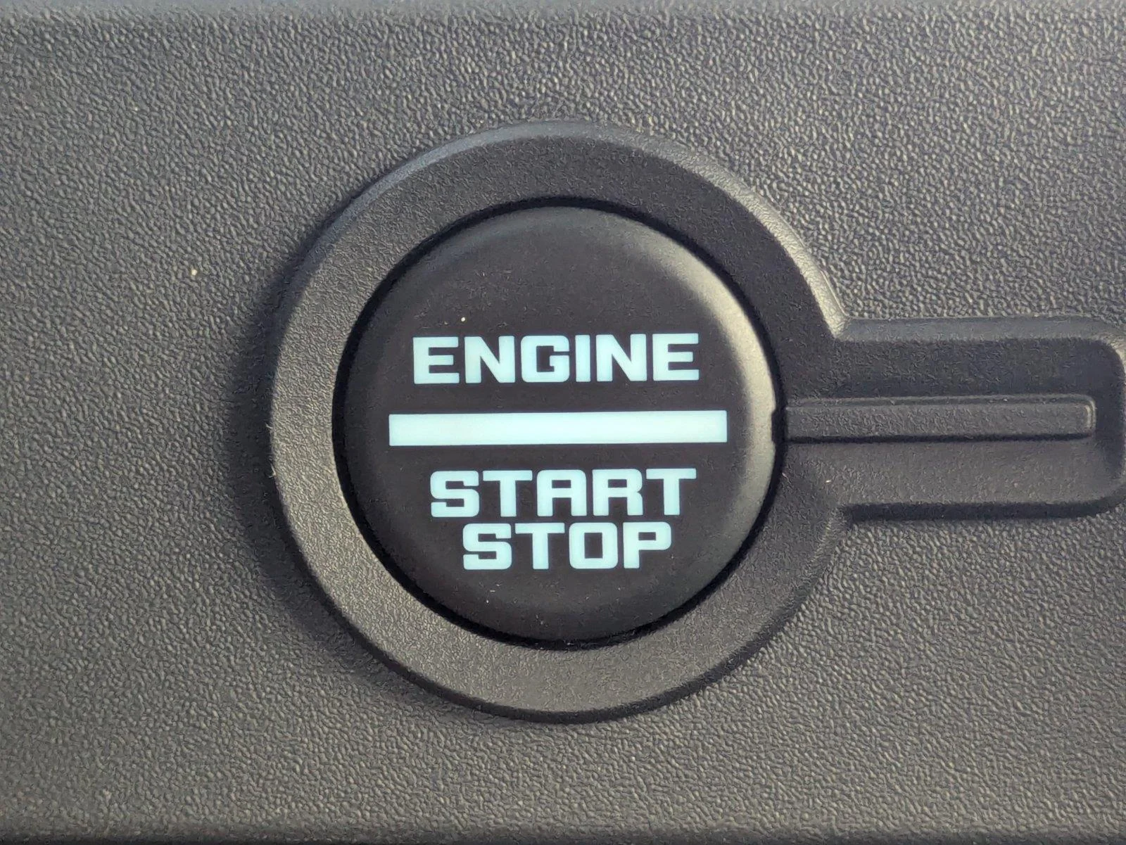 2025 Ford Bronco 4-Door Base - Photo 18