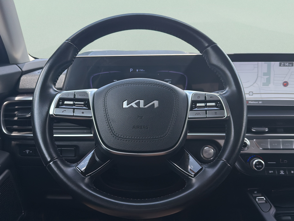 Used 2024 Gravity Gray Kia S image 27