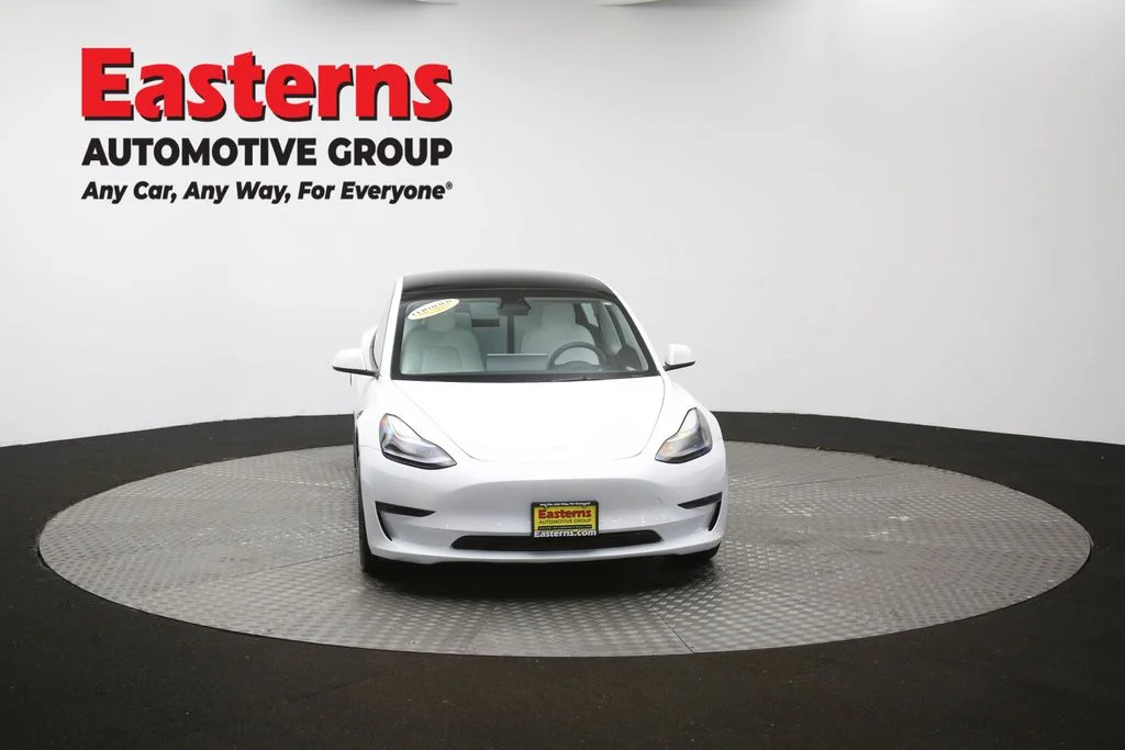 Used 2023 White Tesla Base image 46