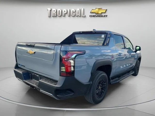New 2026 Slate Gray Metallic Chevrolet LT - Extended Range image 4