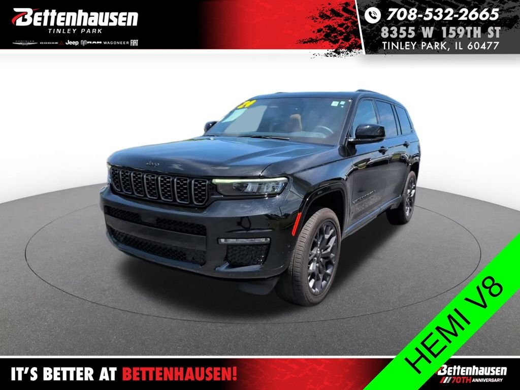 Used 2024 Diamond Black Jeep Summit image 11