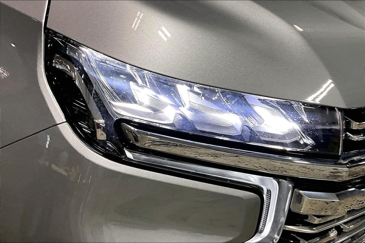 Used 2023 Sterling Gray Metallic Chevrolet Premier image 26
