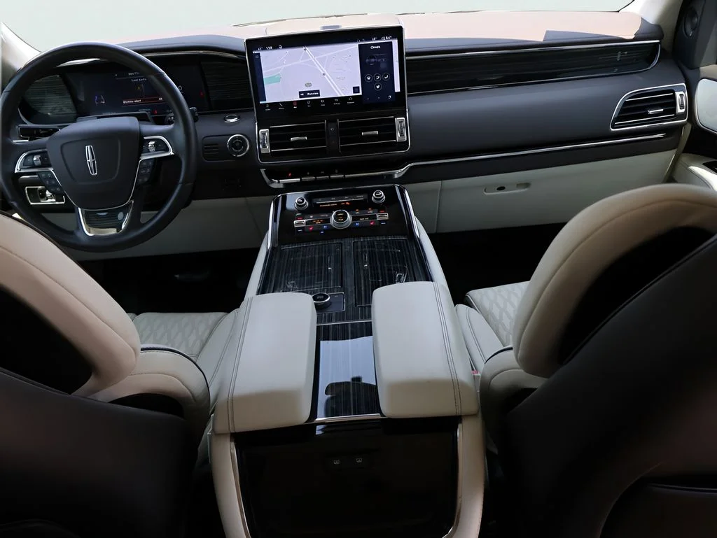 Used 2024 White Metallic Lincoln Black Label image 15