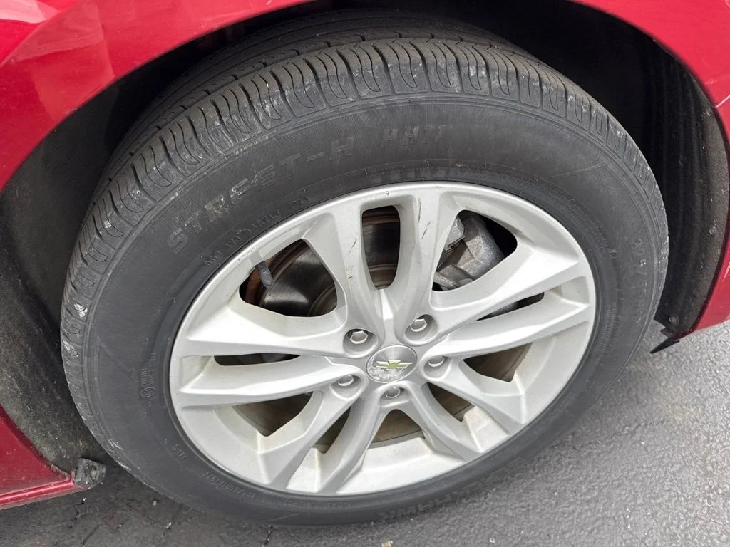 Used 2016 Red Chevrolet LT image 29