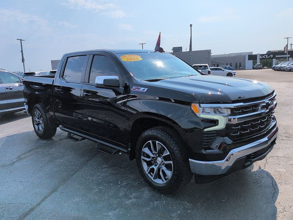 Used 2025 Black Chevrolet LT image 1