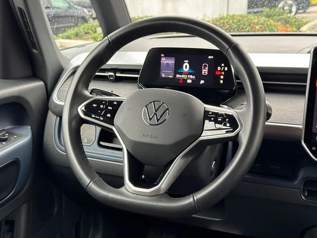 Certified Used 2025 Candy White Volkswagen Pro S image 32