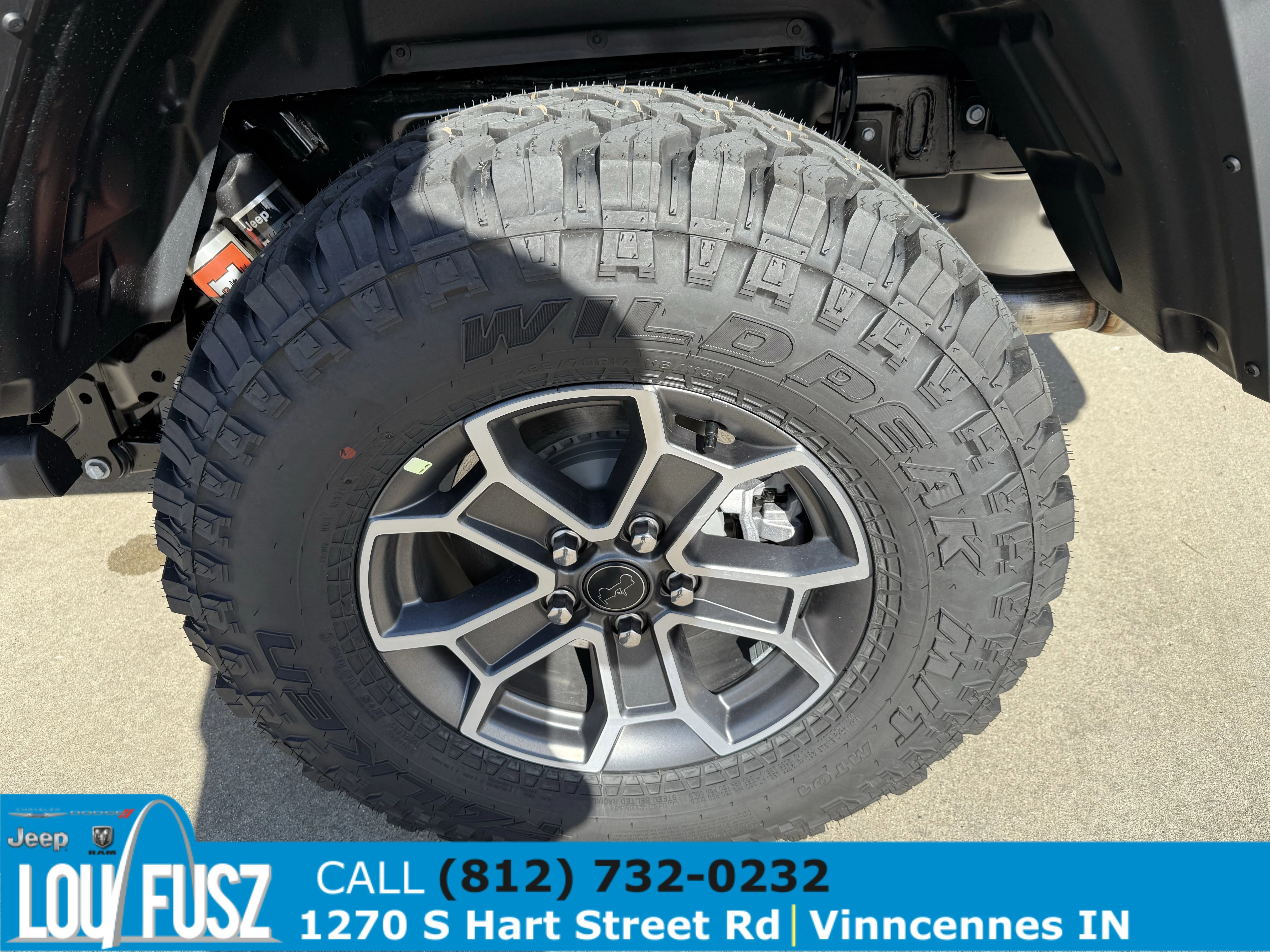 New 2026 Black Clear-Coat Exterior Paint Jeep Mojave X image 11