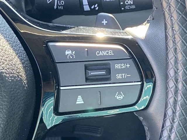 Certified Used 2025 Black Honda Touring image 21